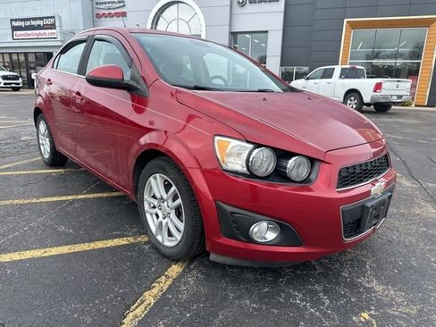 Used 2012 Chevrolet Sonic LT image 3