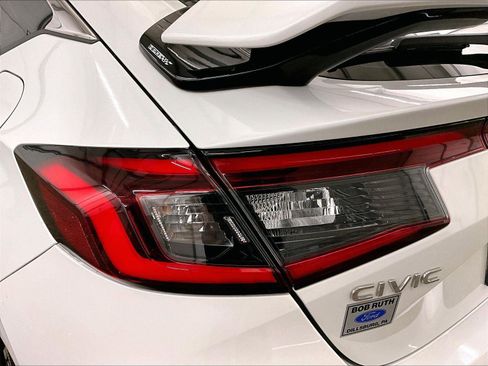 Used 2022 Honda Civic Sport Touring image 28