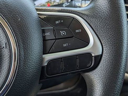 Used 2021 Jeep Compass Sport FWD image 18