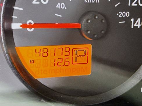 Certified 2020 Nissan Frontier SV w/ Midnight Edition Floor Mats image 5