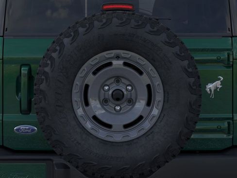 New 2025 Ford Bronco Outer Banks w/ Sasquatch Package image 24