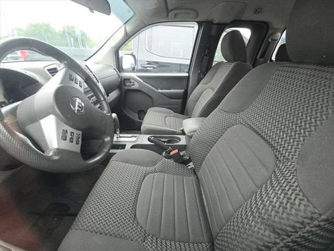Used 2018 Nissan Frontier SV RWD image 29