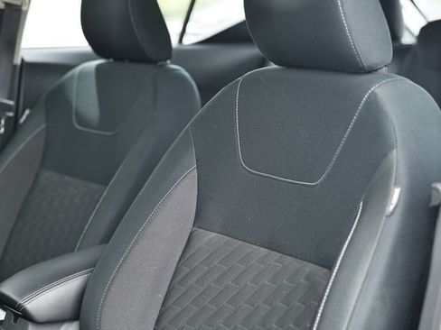 Used 2024 Nissan Kicks SV FWD image 19