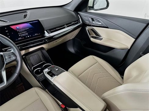 Used 2025 BMW X1 xDrive28i w/ Convenience Package image 28