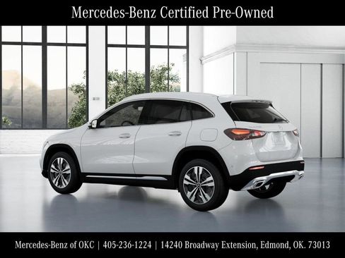 Certified 2025 Mercedes-Benz GLA 250 image 31