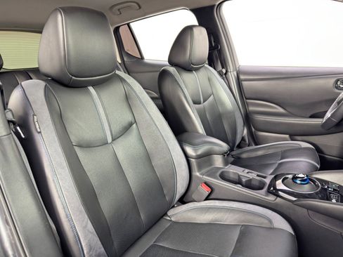 Used 2019 Nissan Leaf SL Plus w/ Protection Package image 32