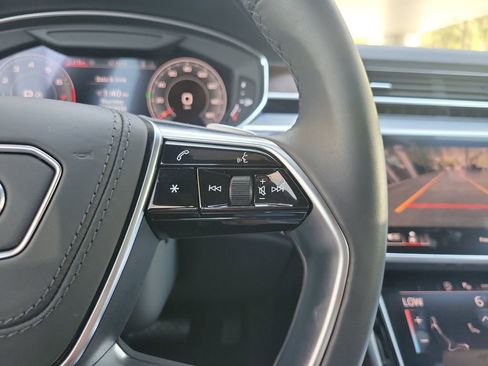 Used 2025 Audi A8 L 3.0T image 20