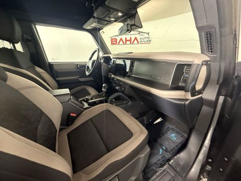 Used 2022 Ford Bronco Wildtrak AWD/4WD image 33