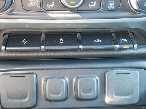Used 2015 Chevrolet Silverado 2500 LTZ w/ LTZ Plus Package AWD/4WD image 18