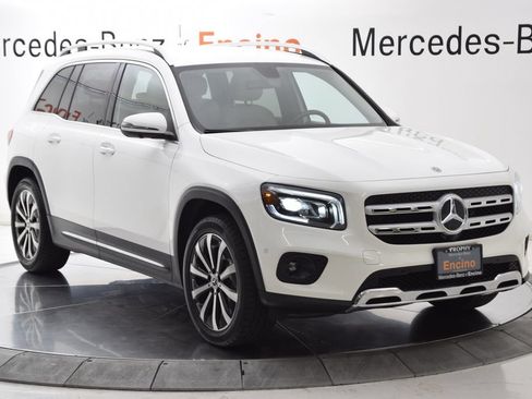 Used 2022 Mercedes-Benz GLB 250 4MATIC image 8