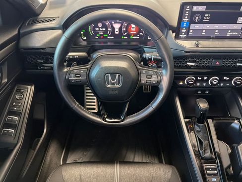 Used 2023 Honda Accord Sport image 14