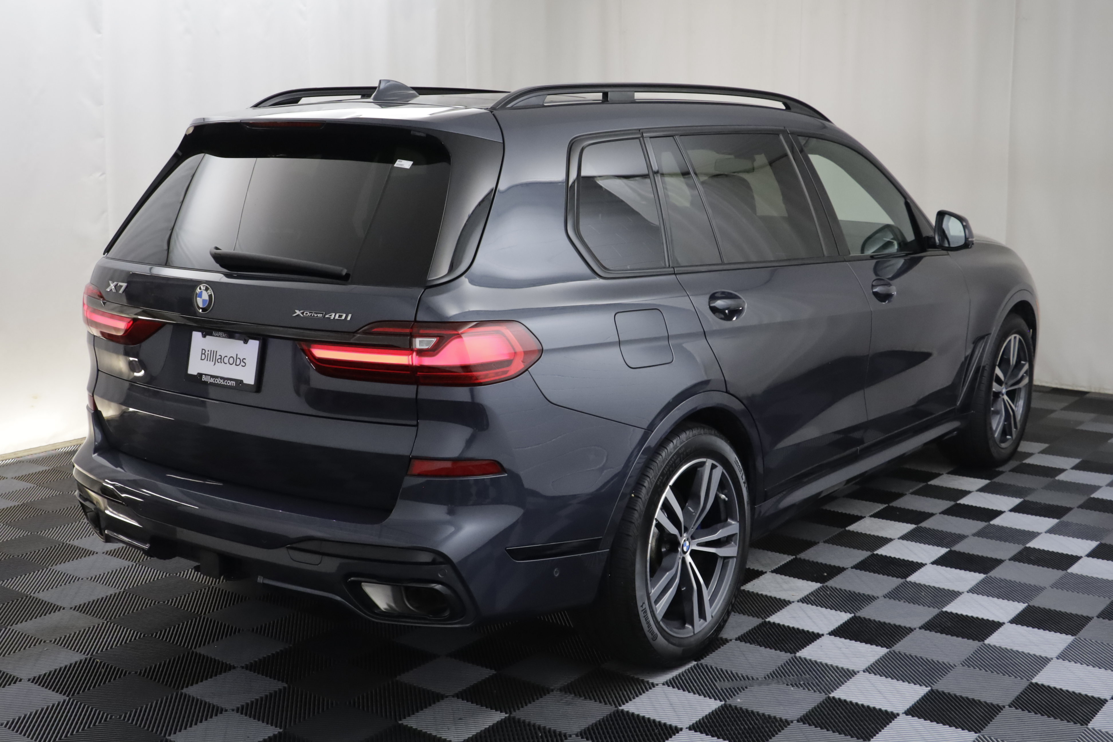 Used 2022 BMW X7 xDrive40i w/ M Sport Package AWD/4WD image 23