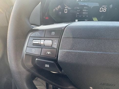 Used 2025 Kia K4 FWD image 17