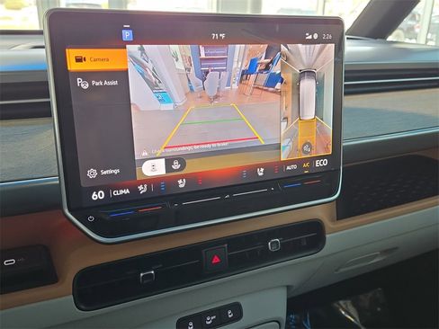 New 2025 Volkswagen ID. Buzz 1st Edition image 15