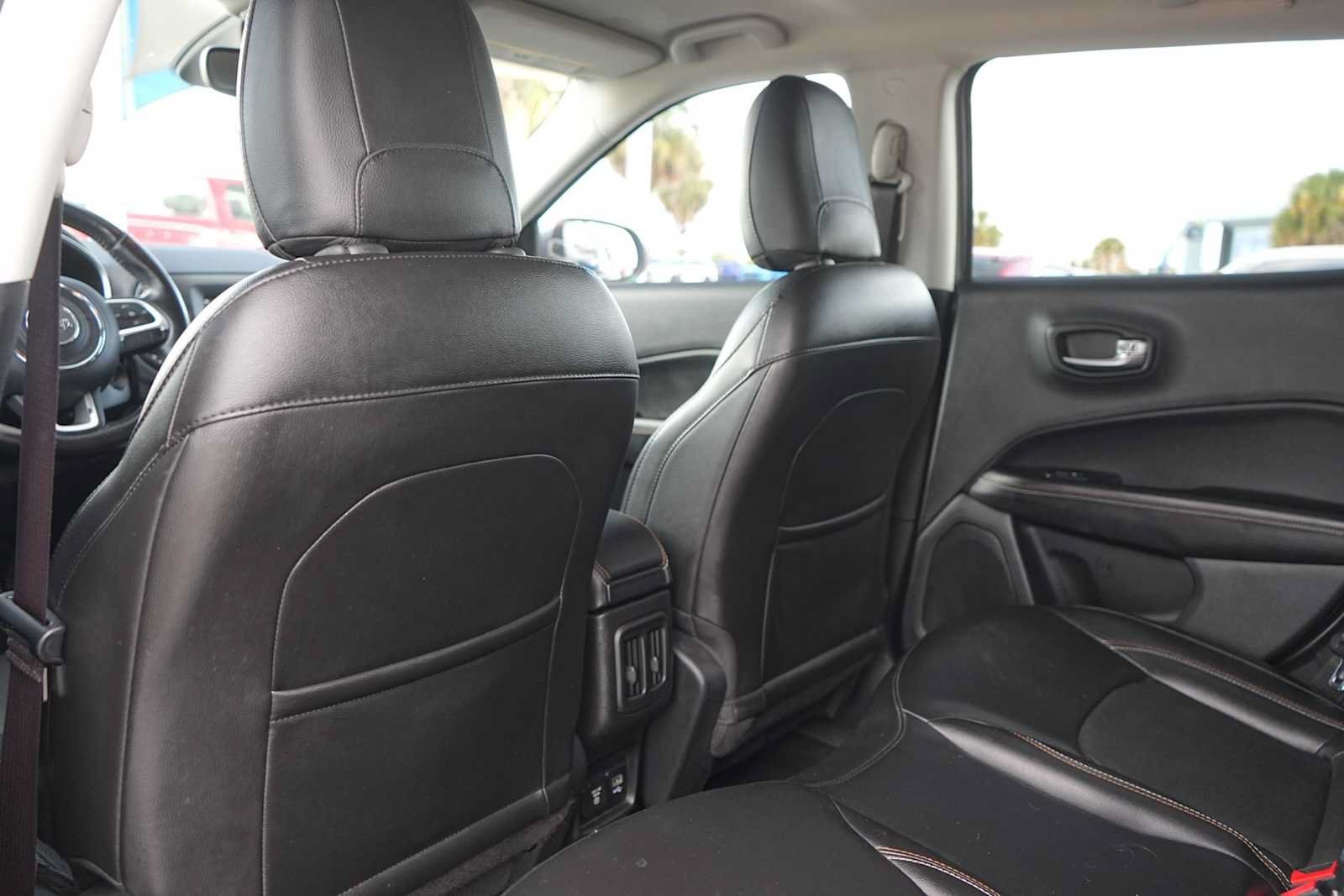 Used 2021 Jeep Compass Latitude w/ Convenience Group FWD image 13