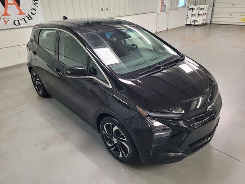 Used 2023 Chevrolet Bolt LT image 11