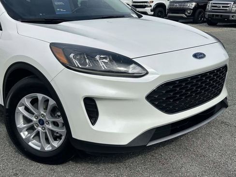 Certified 2022 Ford Escape SE w/ Convenience Package image 9