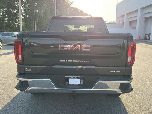 Used 2025 GMC Sierra 1500 SLT AWD/4WD image 6