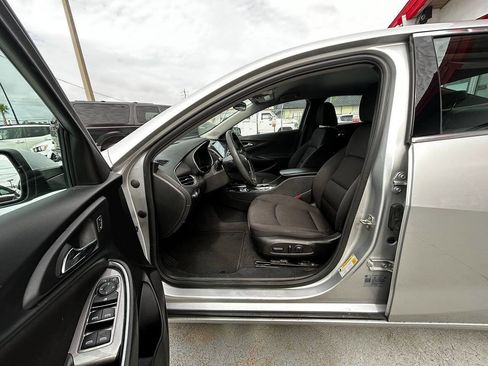 Used 2022 Chevrolet Malibu LT image 8