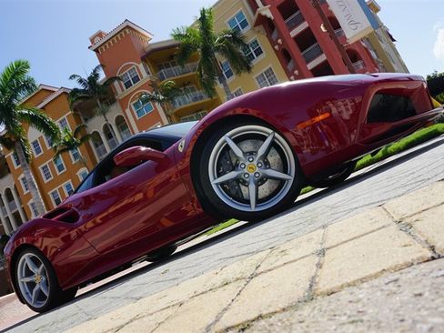 Used 2019 Ferrari 488 GTB RWD image 36