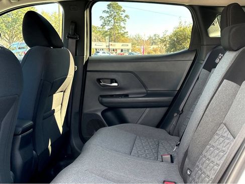 New 2026 Nissan Kicks SV w/ Cold Weather Package FWD image 20