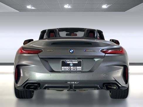 Used 2022 BMW Z4 M40i w/ Premium Package image 9
