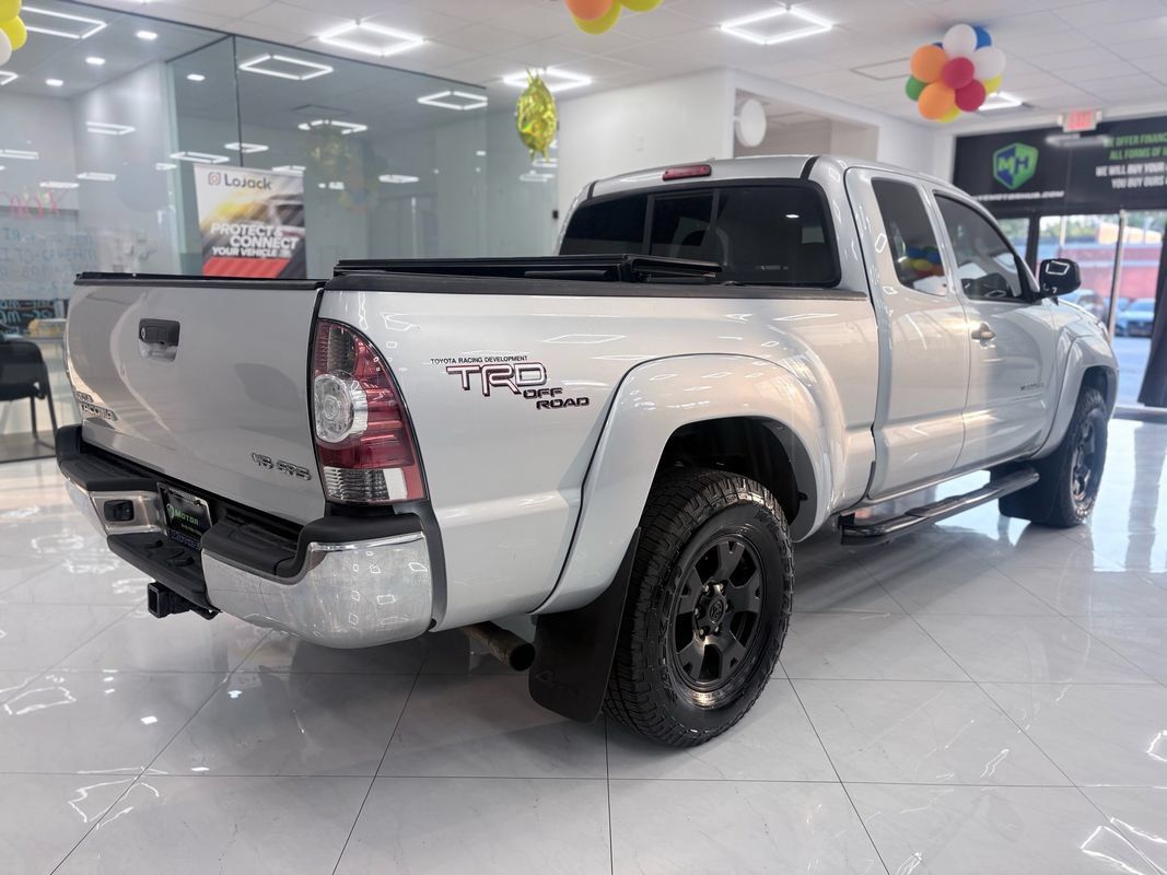 Used 2010 Toyota Tacoma 4x4 Access Cab V6 image 12
