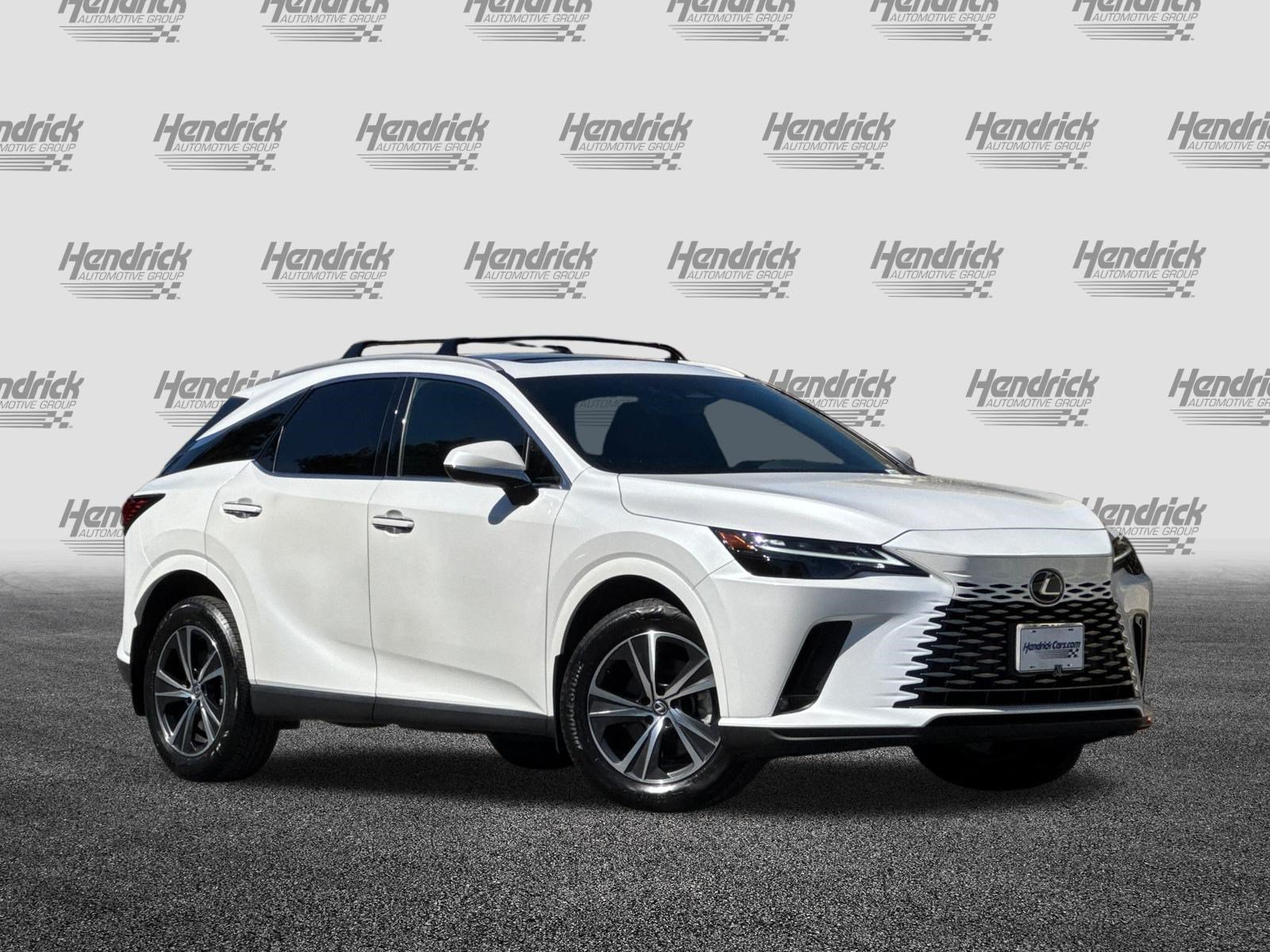 Certified 2024 Lexus RX 350h w/ Kick Sensor & Tow Package AWD/4WD image 2