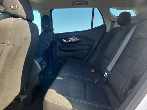 Used 2022 GMC Terrain SLE w/ Driver Convenience Package FWD image 18