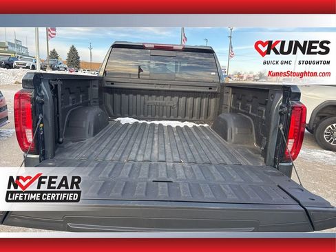 Used 2021 GMC Sierra 1500 AT4 w/ AT4 Preferred Package image 31