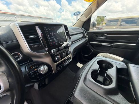 Used 2021 RAM 1500 Laramie AWD/4WD image 18