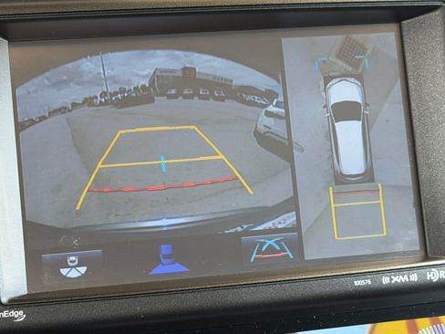 Used 2016 Toyota RAV4 Limited w/ Advanced Technology Package AWD/4WD image 14