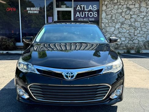Used 2014 Toyota Avalon Limited FWD image 2