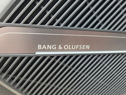 Used 2022 Audi Q5 e Prestige image 17