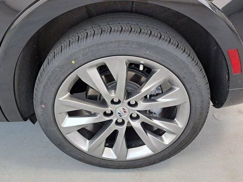 Used 2022 Buick Envision Avenir w/ Technology Package II image 33