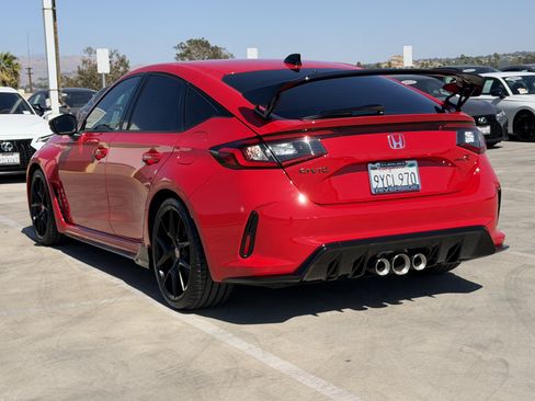 Used 2026 Honda Civic Type R image 7