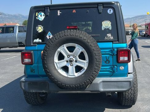 Used 2019 Jeep Wrangler Unlimited Sport S AWD/4WD image 6