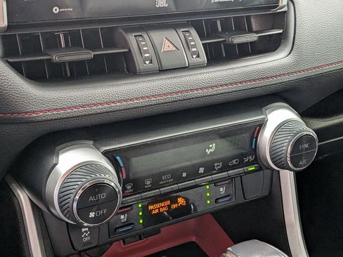 Certified 2022 Toyota RAV4 TRD Off-Road image 22