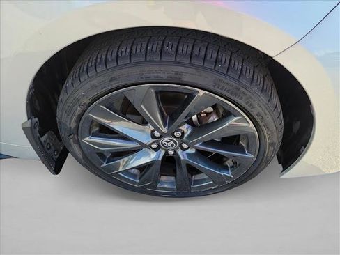 Used 2024 Toyota Corolla SE FWD image 10