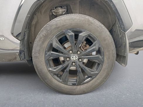 Used 2023 Toyota RAV4 SE w/ Convenience Package AWD/4WD image 13