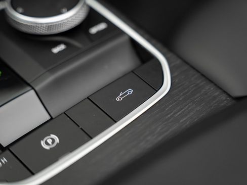 Used 2021 BMW 430i Convertible w/ Premium Package image 53