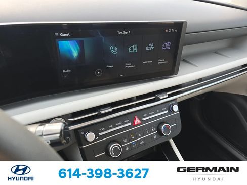 Certified 2025 Hyundai Tucson SE FWD image 24