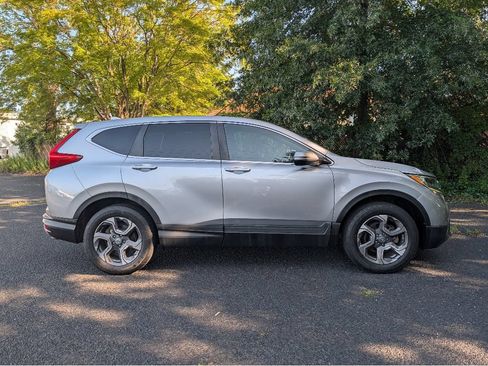 Used 2018 Honda CR-V EX image 4