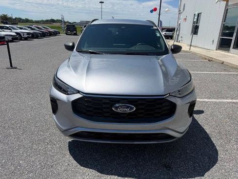 Certified 2024 Ford Escape ST-Line w/ Tech Pack #1 AWD/4WD image 3