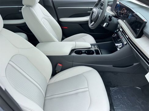 New 2026 Hyundai Sonata Blue image 11