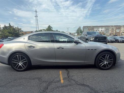 Used 2017 Maserati Ghibli RWD image 5