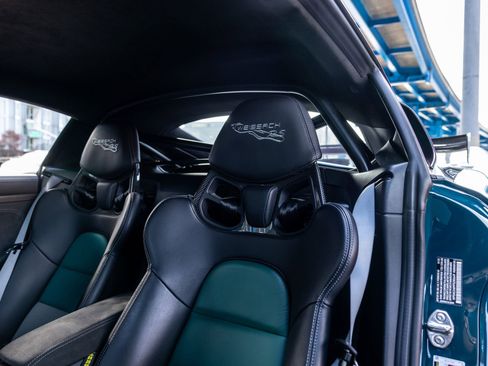 Used 2023 Porsche 718 Cayman GT4 RS RWD image 5
