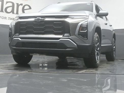 New 2026 Chevrolet Equinox ACTIV w/ Convenience Package III FWD image 34