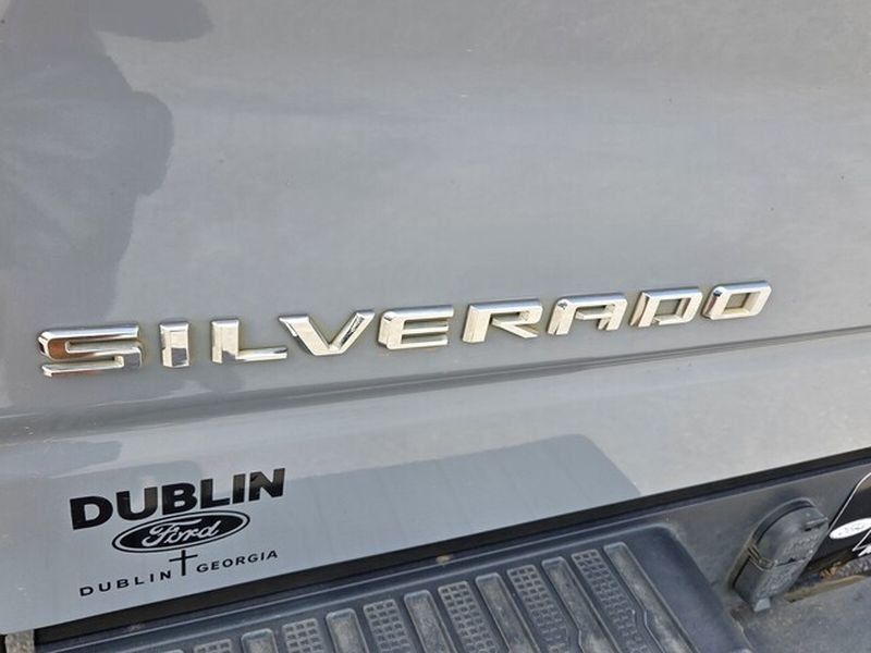 Used 2024 Chevrolet Silverado 1500 LT AWD/4WD image 13