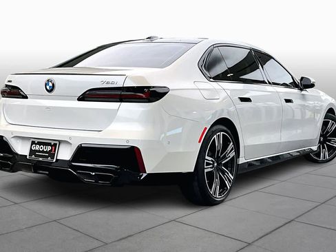 Used 2025 BMW 760i xDrive 760i xDrive w/ Executive Package image 24
